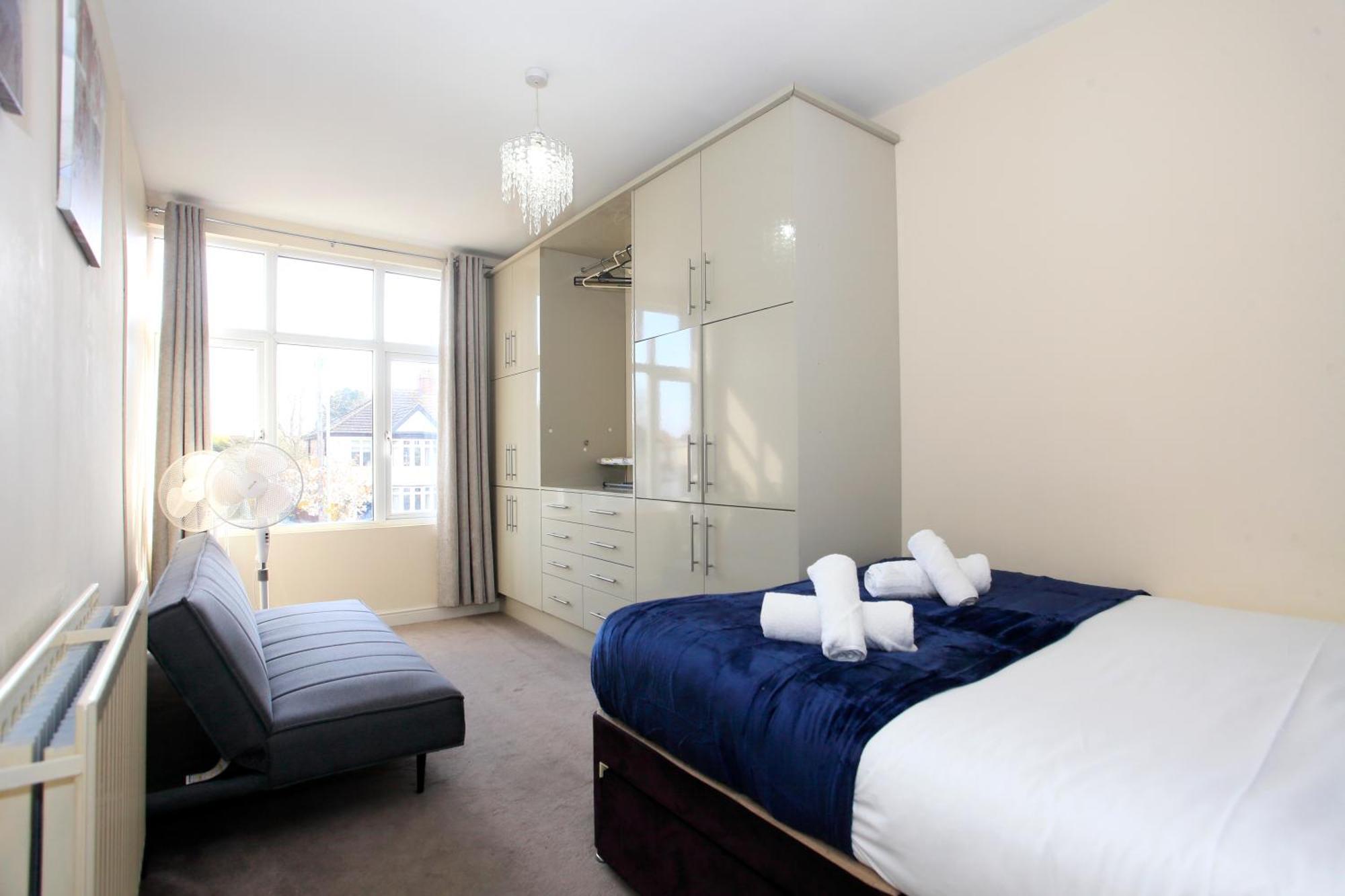 Luxury Hot Tub Entertainment Room Central Park Peterborough Exteriör bild
